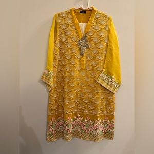 Absolutely beautiful outfit by Pakistani brand Agha Noor